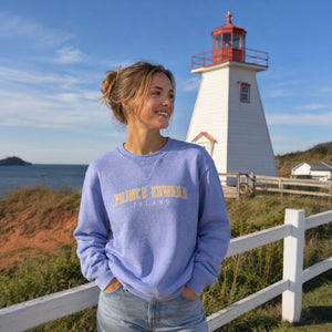 PEI VINTAGE WASH CREWNECK